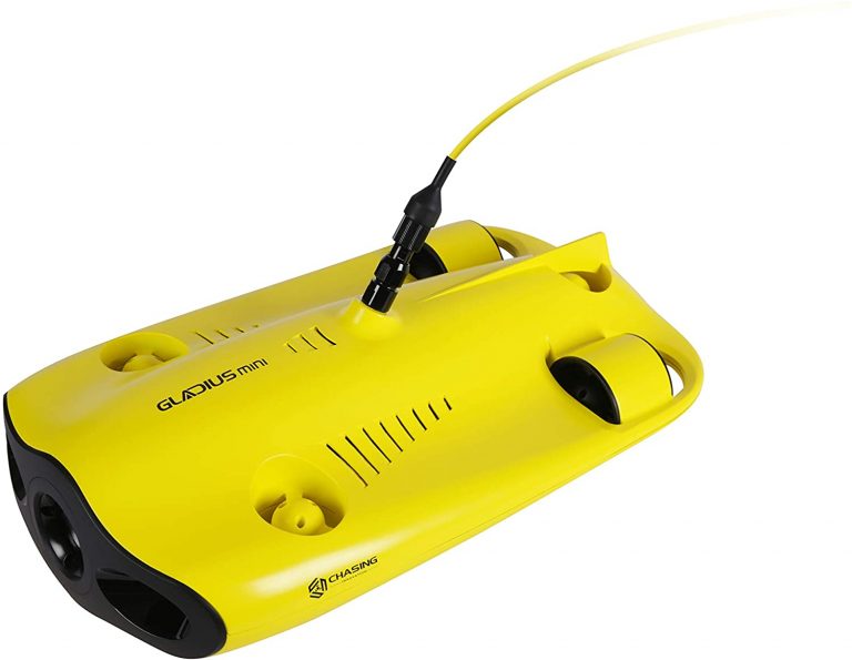 Chasing Gladius Mini S underwater drone ROV mid-range